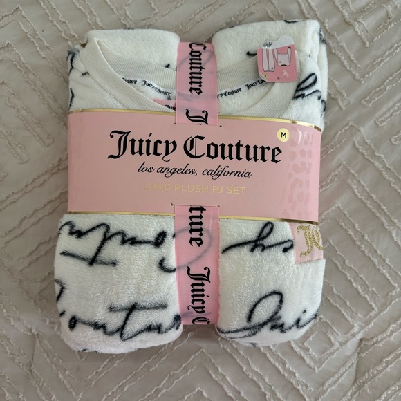 Juicy Couture Luxe Plush PJ Set | Size M | NWT | Soft Fleece Script Logo Pajamas - Picture 1 of 2